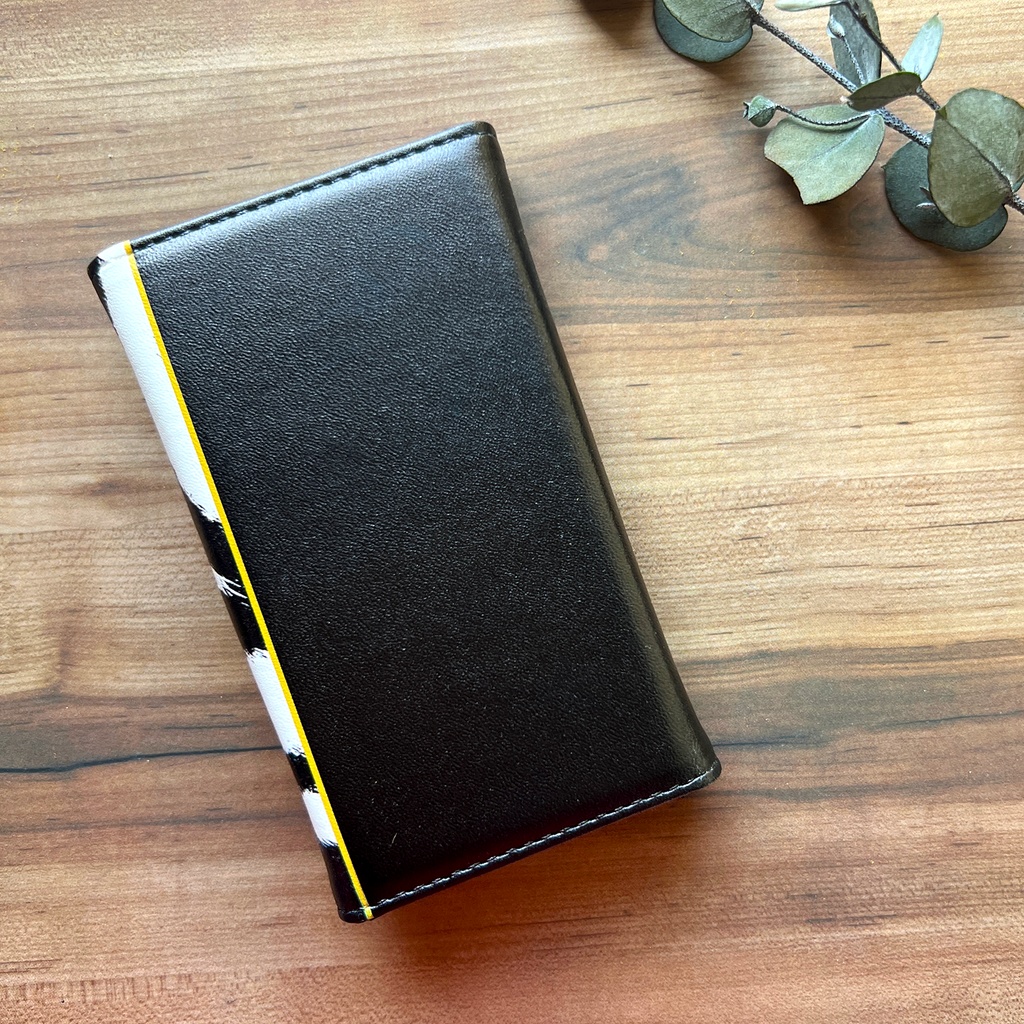 ゼブラ×ブラックのキーケース 動物 アニマル柄 シマウマ ゼブラ キーケース