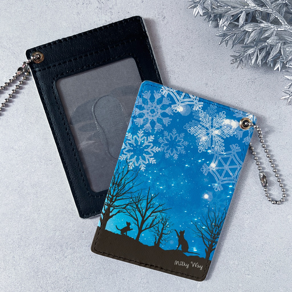 雪遊び猫のパスケース(ブルー) 猫 雪 冬 パスケース 定期入れ カードケース