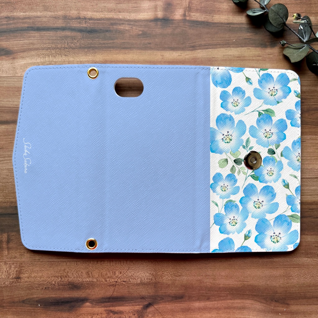 ネモフィラの三つ折り手帳型スマホケース(ゼニスブルー) 全機種対応 手帳型 スマホケース iphone Android iphone16 iphone15 iPhone16e
