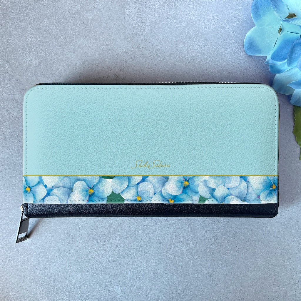 梅雨の紫陽花の長財布(ライトブルー) アジサイ 花 雨 紫陽花 財布