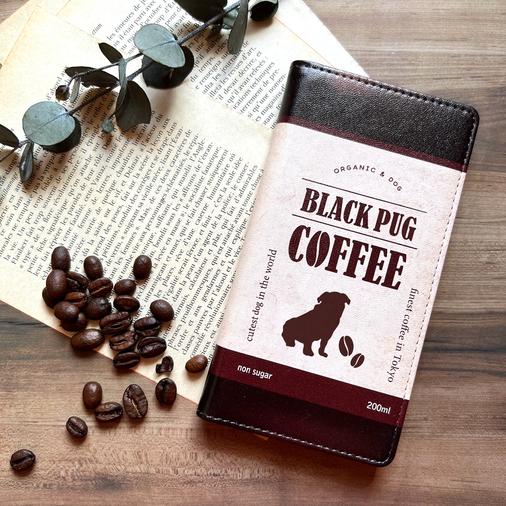 黒パグコーヒーの手帳型スマホケース メンズ コーヒー 犬 パグ スマホケース iphone14 iphone15 他