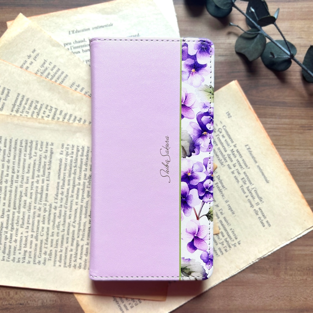 春のスミレの手帳型スマホケース(淡紫)花 スマホケース iPhone17 Air iPhone16e iphone15 iphone14 全機種対応 すみれ