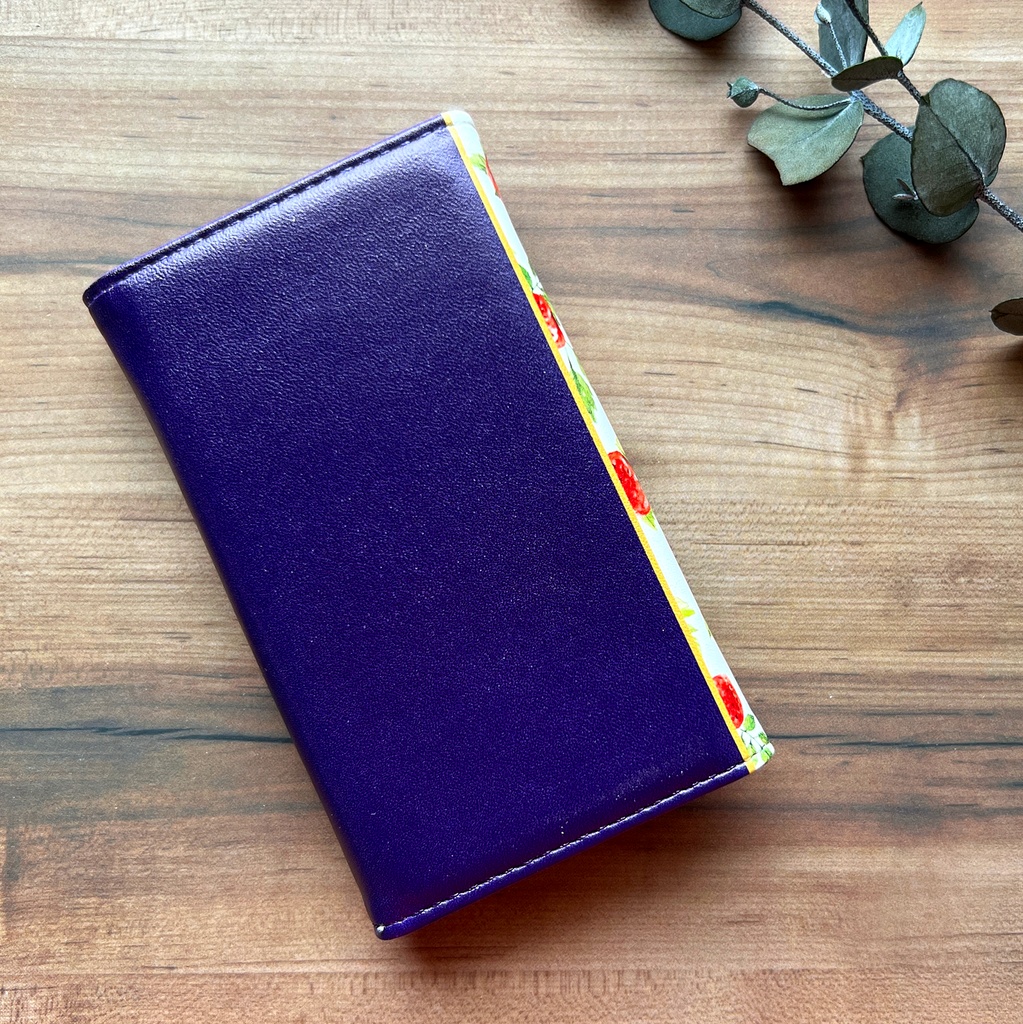 ワイルドストロベリーのキーケース(ネイビー) いちご キーケース