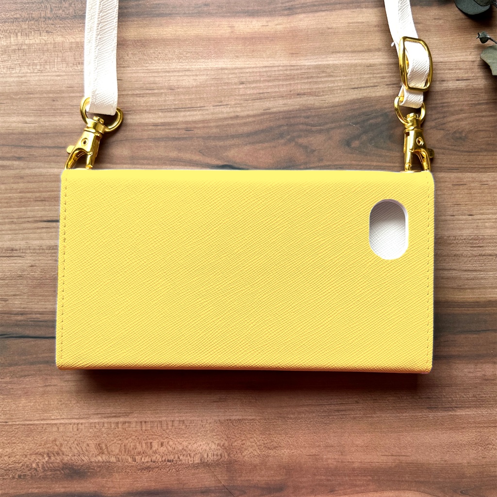 フレッシュピーチの三つ折り手帳型スマホケース(ピーチイエロー) 全機種対応 スマホケース iphone Android