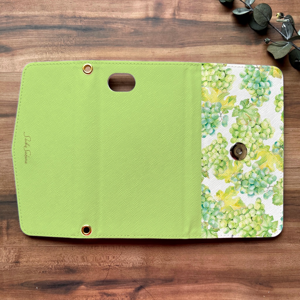 シャインマスカットの三つ折り手帳型スマホケース iphone Android ぶどう 秋 スマホケース