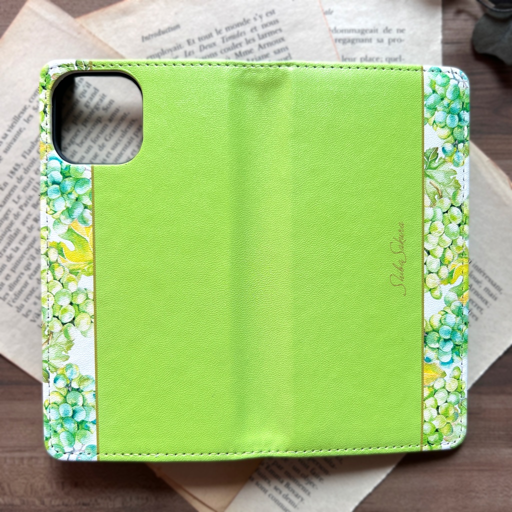 シャインマスカットの手帳型スマホケース iPhone17 Air iphone16e iphone15 全機種対応 ぶどう グレープ