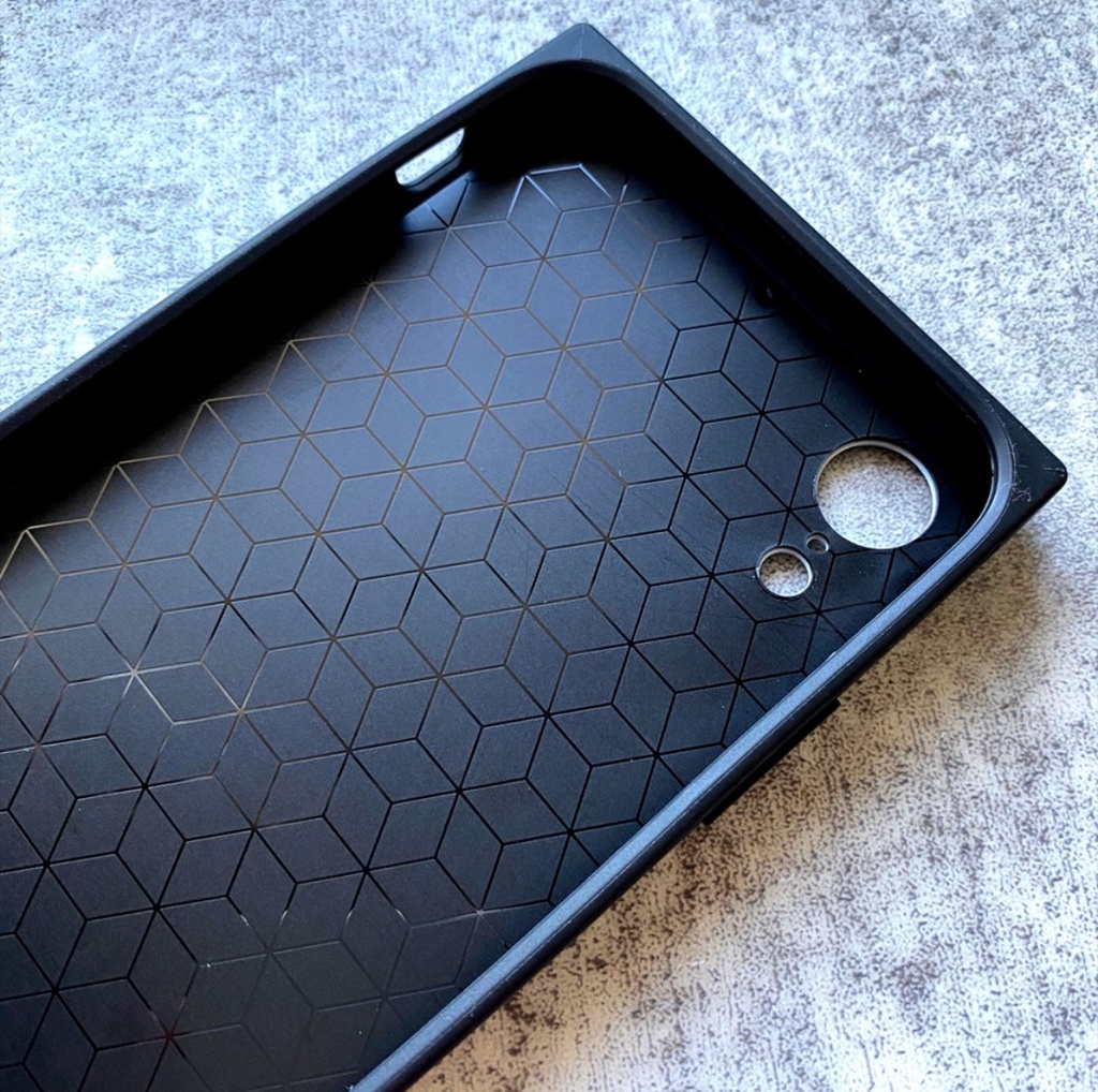 グアム白波とウミガメのスクエアガラススマホケース iphone16e iphone15 他 カメ 海