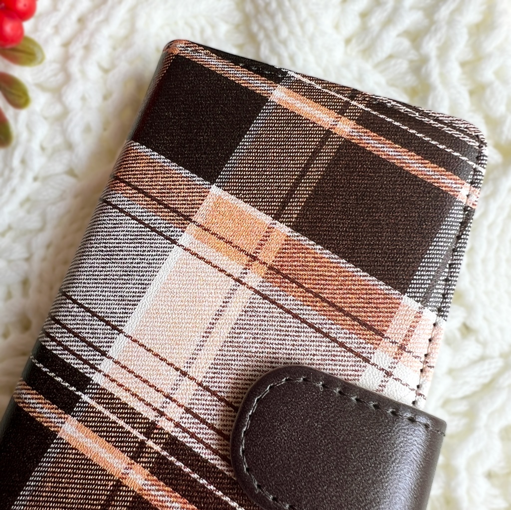 猫とふんわりモカムースの手帳型スマホケース 猫 カバー iPhone17 air iphone16e iphone15 全機種対応