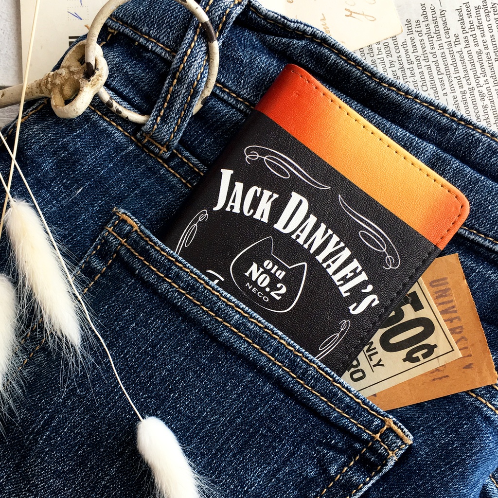 ウイスキーにゃんこの手帳型ケース(ジャックダニャエル) iPhone17 Air iphone16e iphone14 iphone15 全機種対応 猫 酒