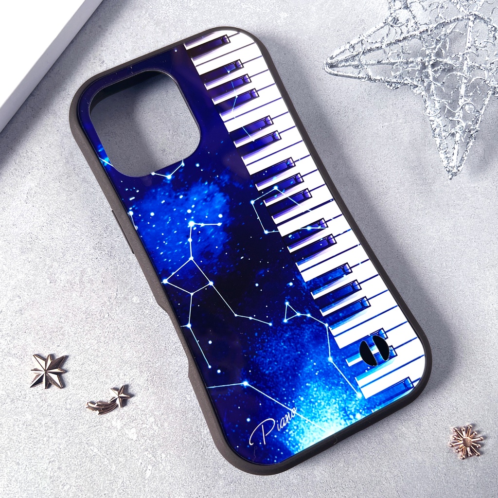 宇宙とピアノのグリップスマホケース　カバー 宇宙 青 iphone16e iphone17 他