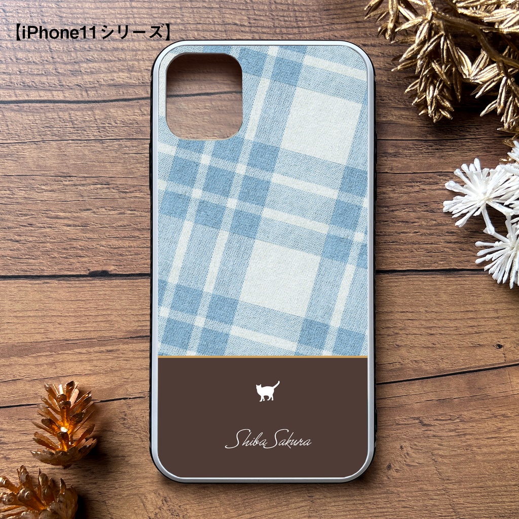 猫とチェックのスマホケース(くすみブルー×ブラウン/強化ガラス) iPhone17 Air iphone13 iPhone16e iphone15 カバー