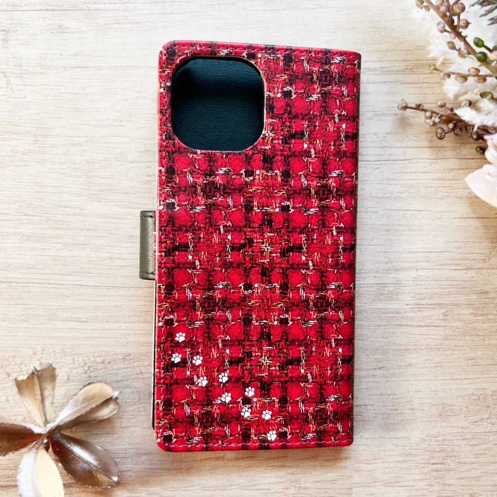 猫とほっこりツイードの手帳型スマホケース(赤×ブラウン) 全機種対応 カバー iPhone17 air iphone16e iphone15 猫