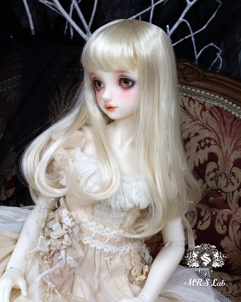 ドールウィッグ モヘア:One Curl ワンカール プラチナシフォン 8-9 inch