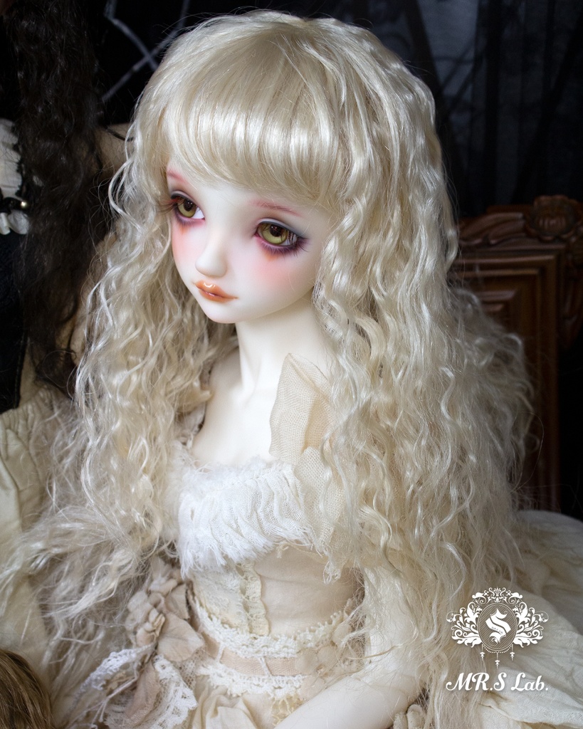 ドールウィッグ モヘア:Girly ガーリィ プラチナシフォン 8-9 inch