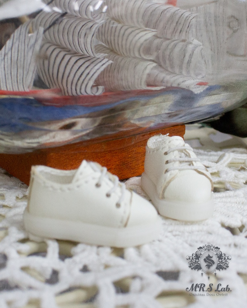 ドールシューズ:【Original】Leather sneakers with shoelaces 紐付きレザースニーカー ホワイト 白