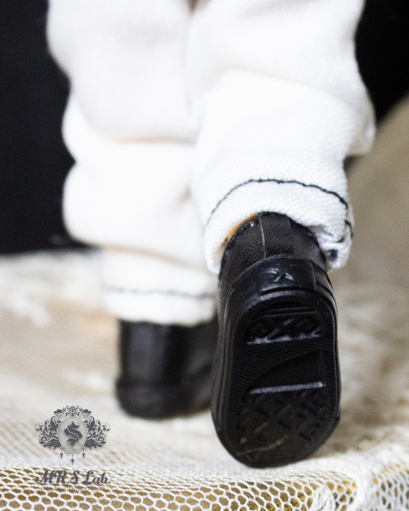 ドールシューズ:【Original】Leather sneakers with shoelaces 紐付きレザースニーカー ブラック 黒