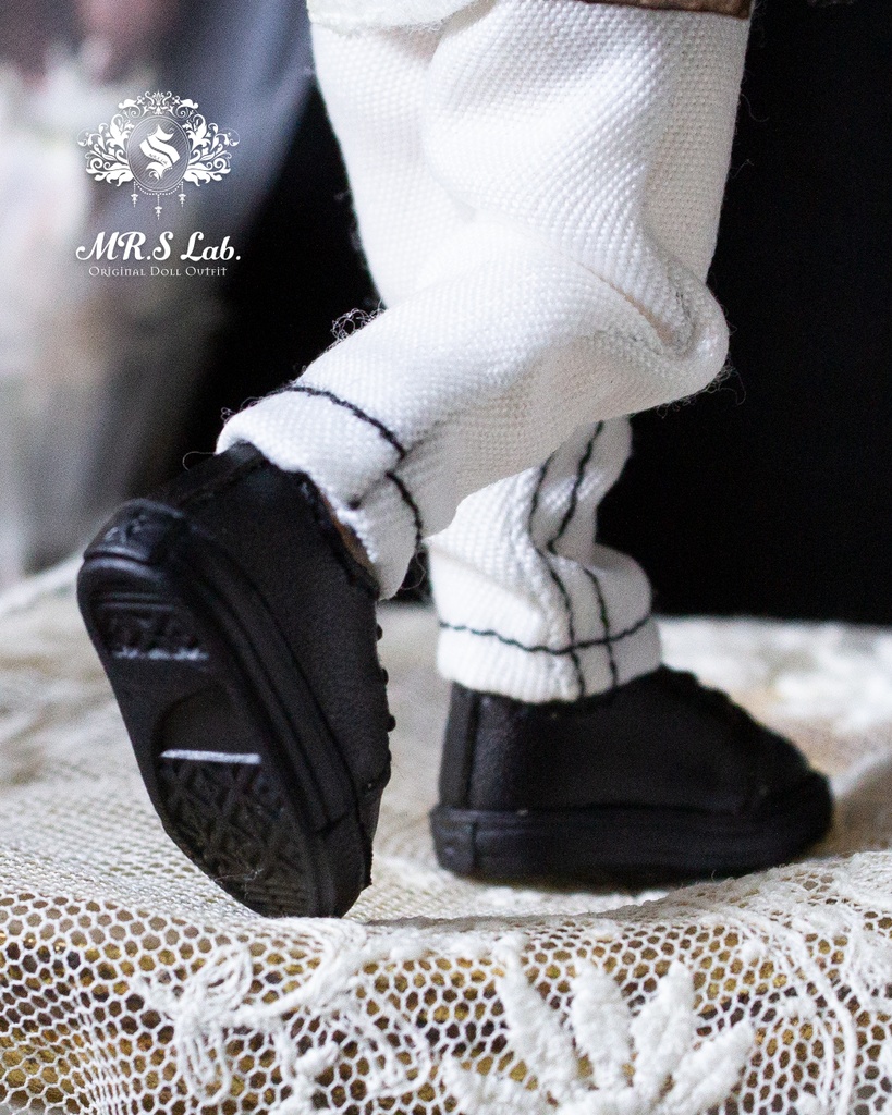 ドールシューズ:【Original】Leather sneakers with shoelaces 紐付きレザースニーカー ブラック 黒