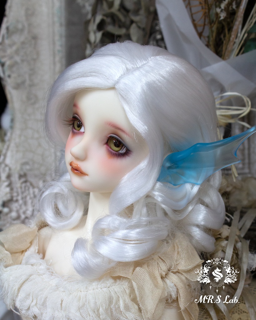 ドールウィッグ モヘア:Vertical Center Part バーティカルセンターパート スノー 8-9 inch