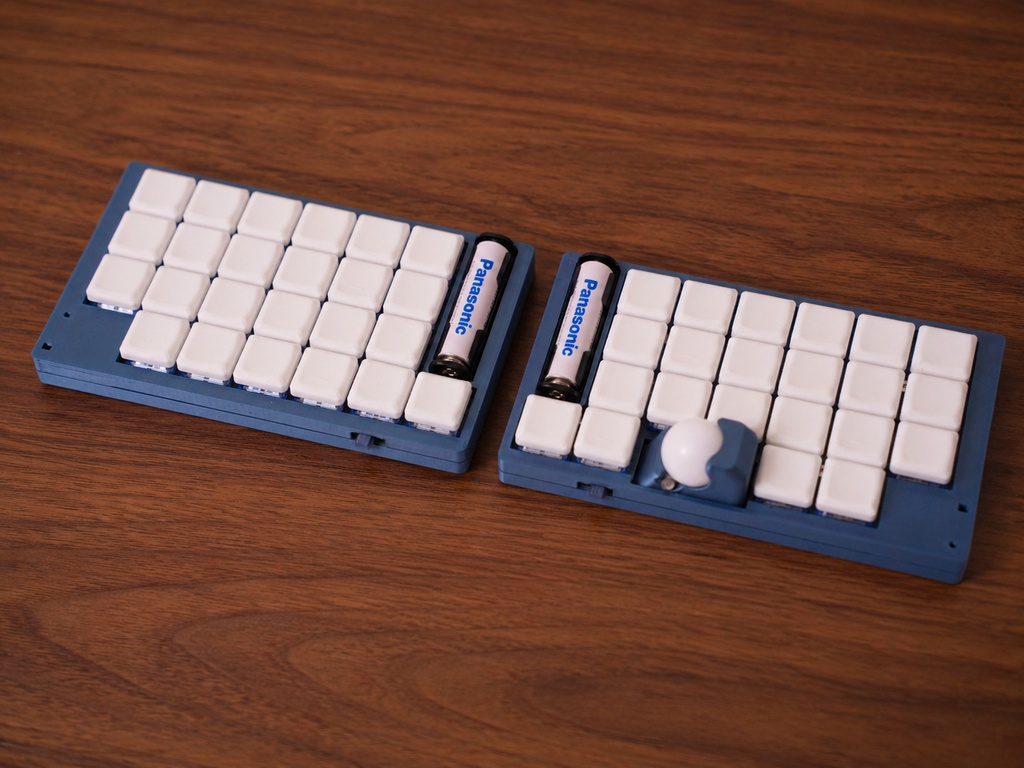 CLine46 トラックボール搭載 オーソリニア 無線分割キーボード(単4電池駆動)