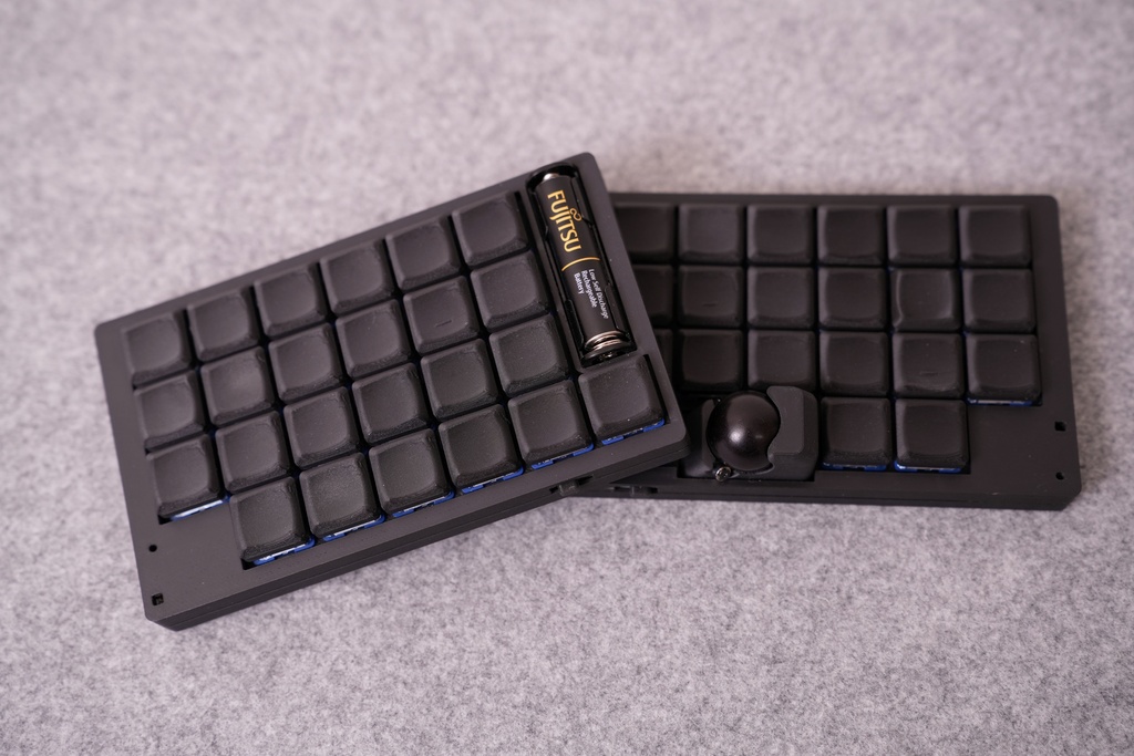 CLine46 トラックボール搭載 オーソリニア 無線分割キーボード(単4電池駆動)