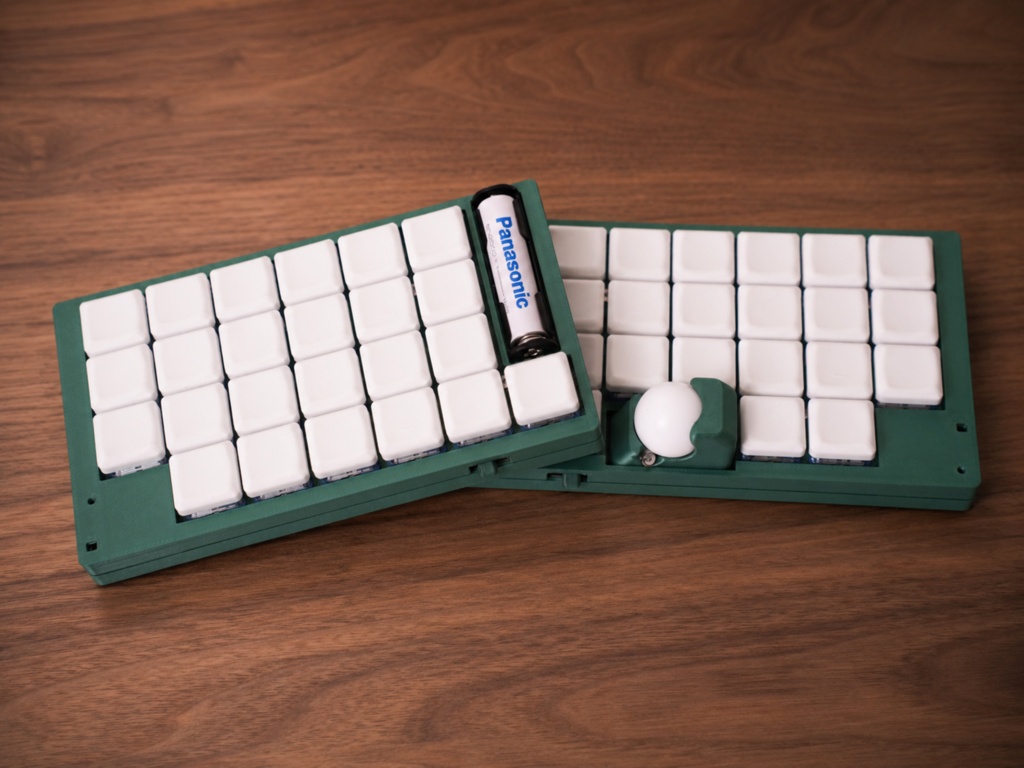 CLine46 トラックボール搭載 オーソリニア 無線分割キーボード(単4電池駆動)