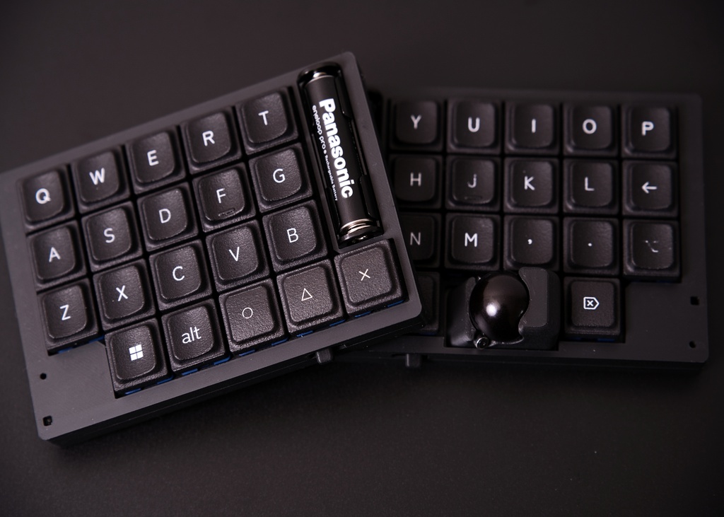 CLine38 トラックボール搭載 オーソリニア 無線分割キーボード（単4電池駆動）