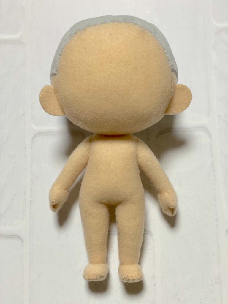 頭身高めのぬいぐるみの型紙と作り方