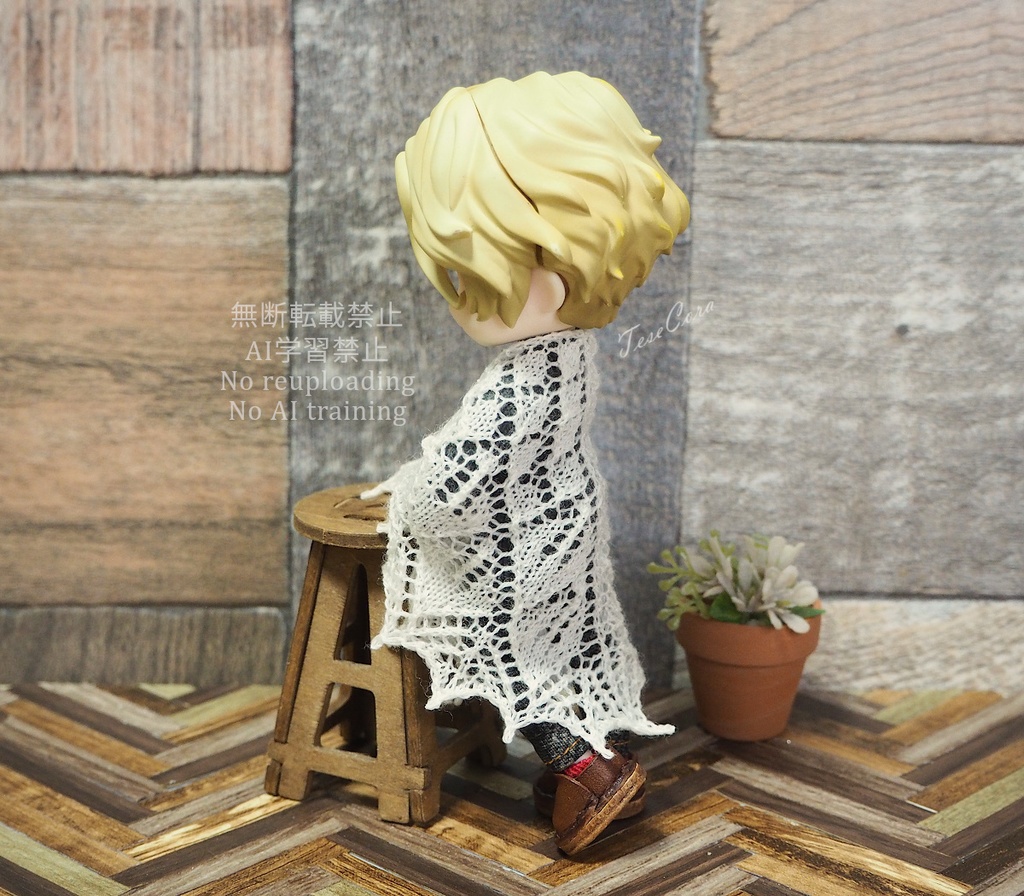 透かし三角ストール/リーフ