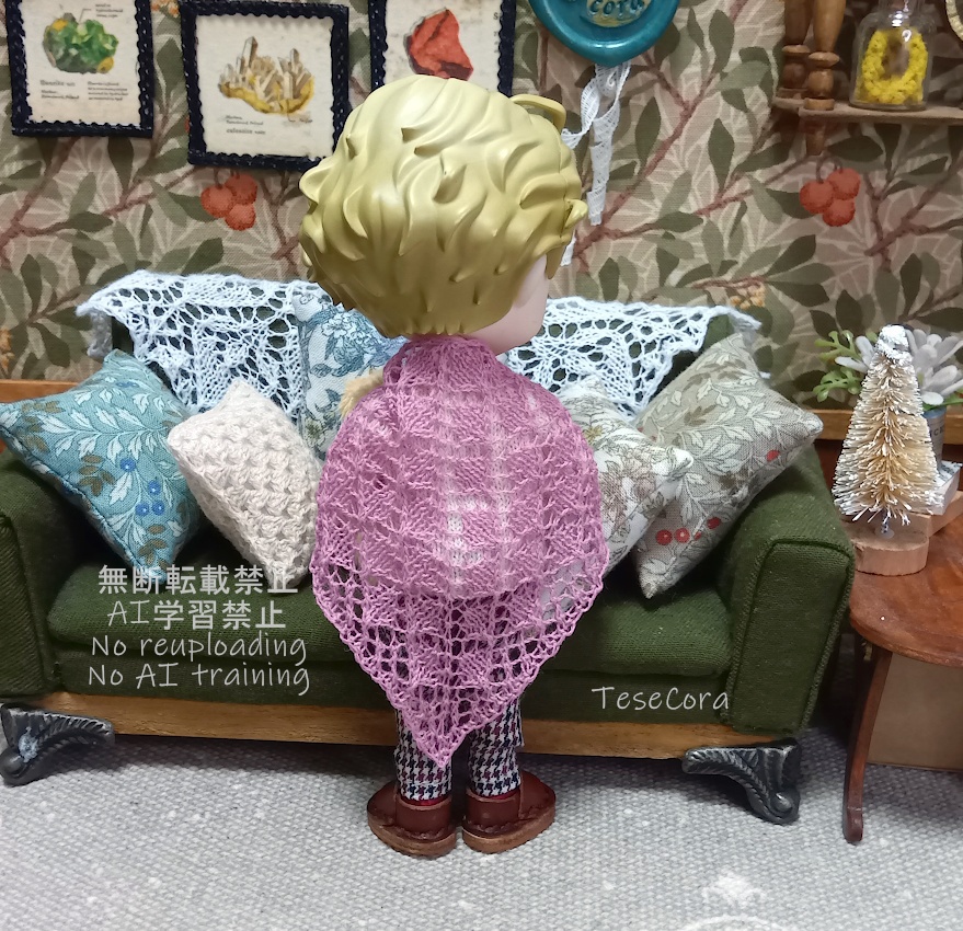 透かし三角ストール/ダイヤ