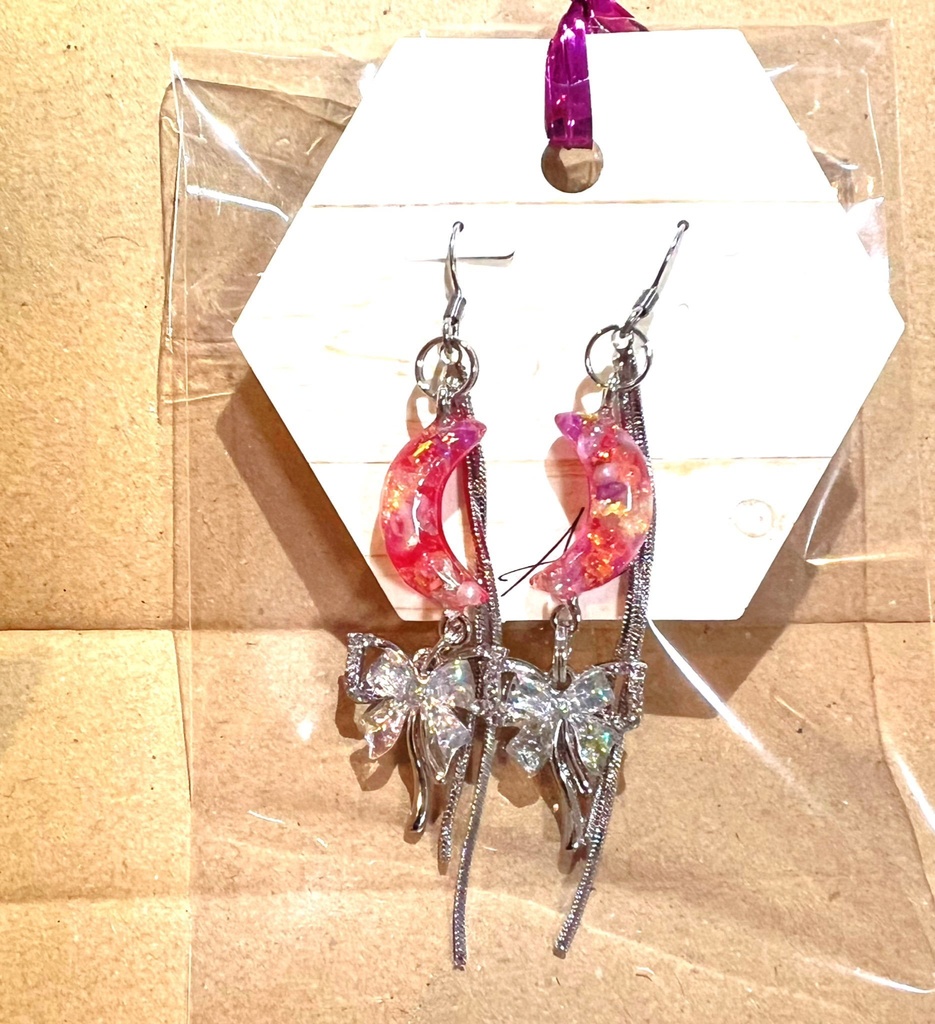 ゆずは様仕様 月のリボンピアス