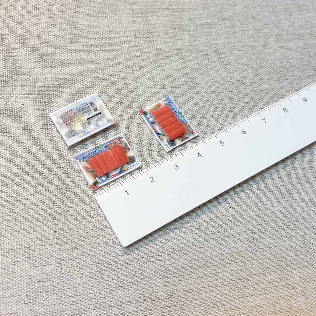 ミニチュア カニカマ