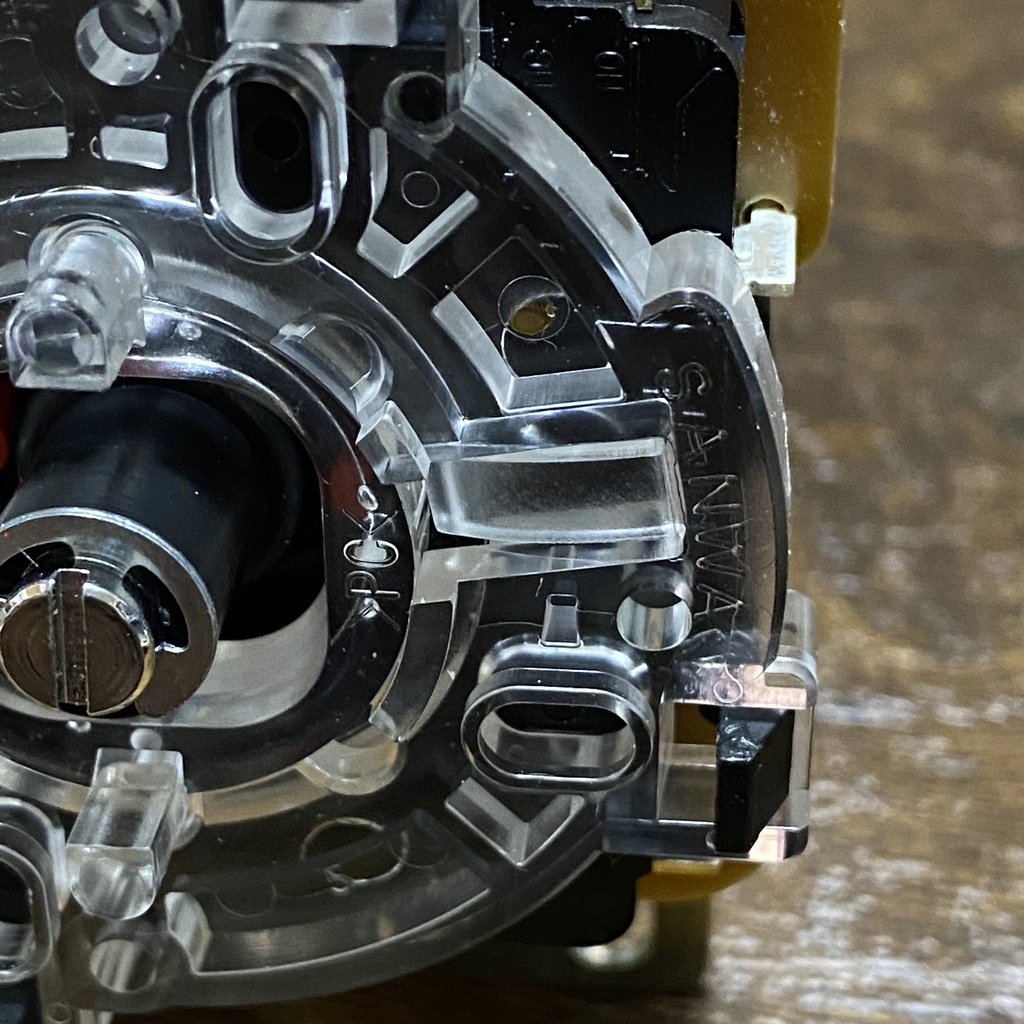 三和電子 JLF-TP-8YT-SK【普通の三和レバー、シャフトカバー、アケコン用ベースプレート、5P基板タイプ】