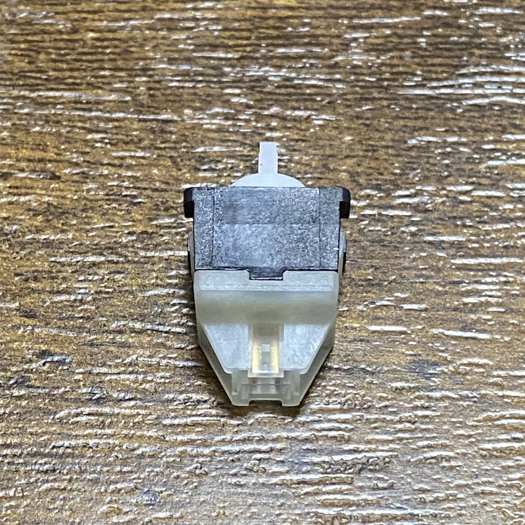 三和電子 SW-68CAU2 4個セット(コネクタ式硬さ2倍押しボタンスイッチ)