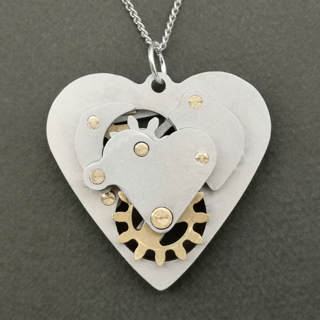 【身に着ける機構】Kinetic Heart【歯車・ギア・ネックレス】