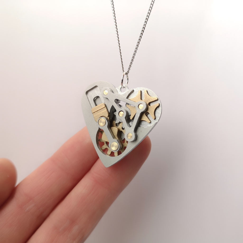 【身に着ける機構】Kinetic Heart【歯車・ギア・ネックレス】