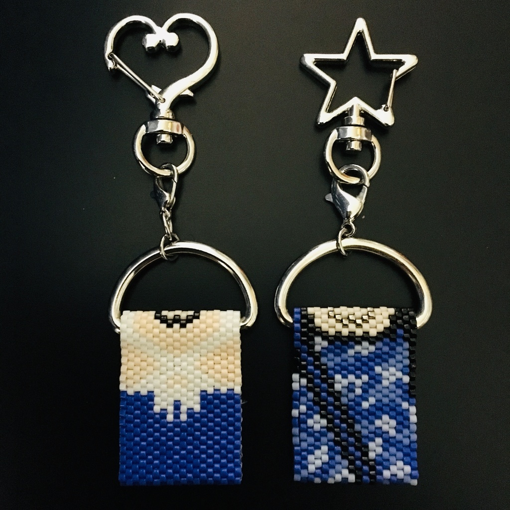 【衣装モチーフキーホルダー】鏡音リン/鏡音レン バーニングストーン/ライトニングストーン