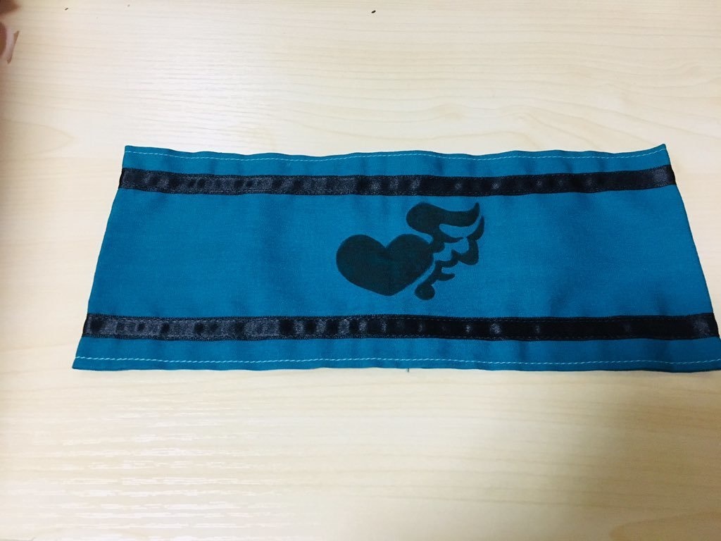 恋は戦争・腕章