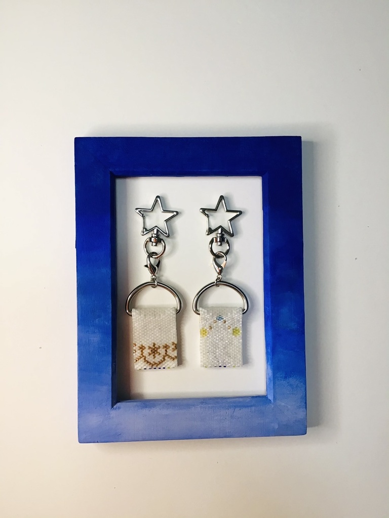 【衣装モチーフキーホルダー】鏡音リン/鏡音レン SNOW MIKU2021