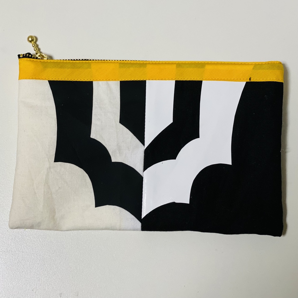 鏡音リン・レン/衣装モチーフポーチ