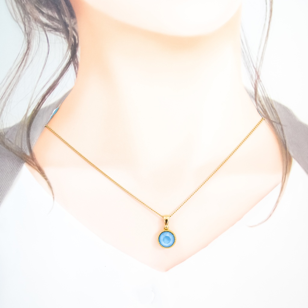 *シンプルなスワロフスキーネックレス クリスタルサマーブルー* 金具の色が選べます