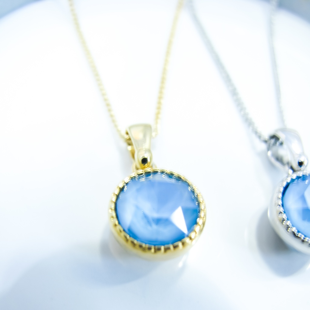 *シンプルなスワロフスキーネックレス クリスタルサマーブルー* 金具の色が選べます