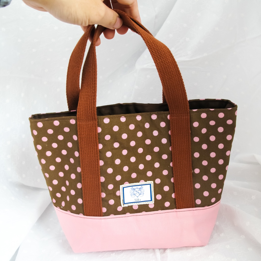 甘くてかわいい、いちごチョコのミニトート