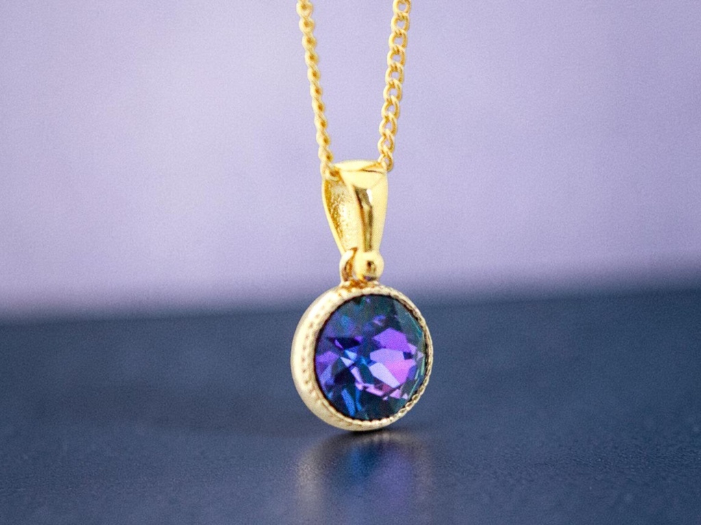 【献身の花影】クリスタルガラスのネックレス ヘリオトロープ(菫)*金具の色が選べます