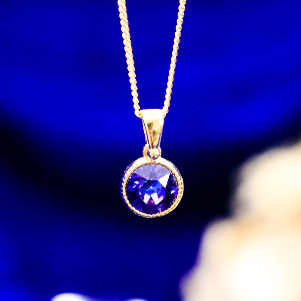 シンプルなまるいクリスタルガラスのネックレス ~ヘリオトロープ~*金具の色が選べます