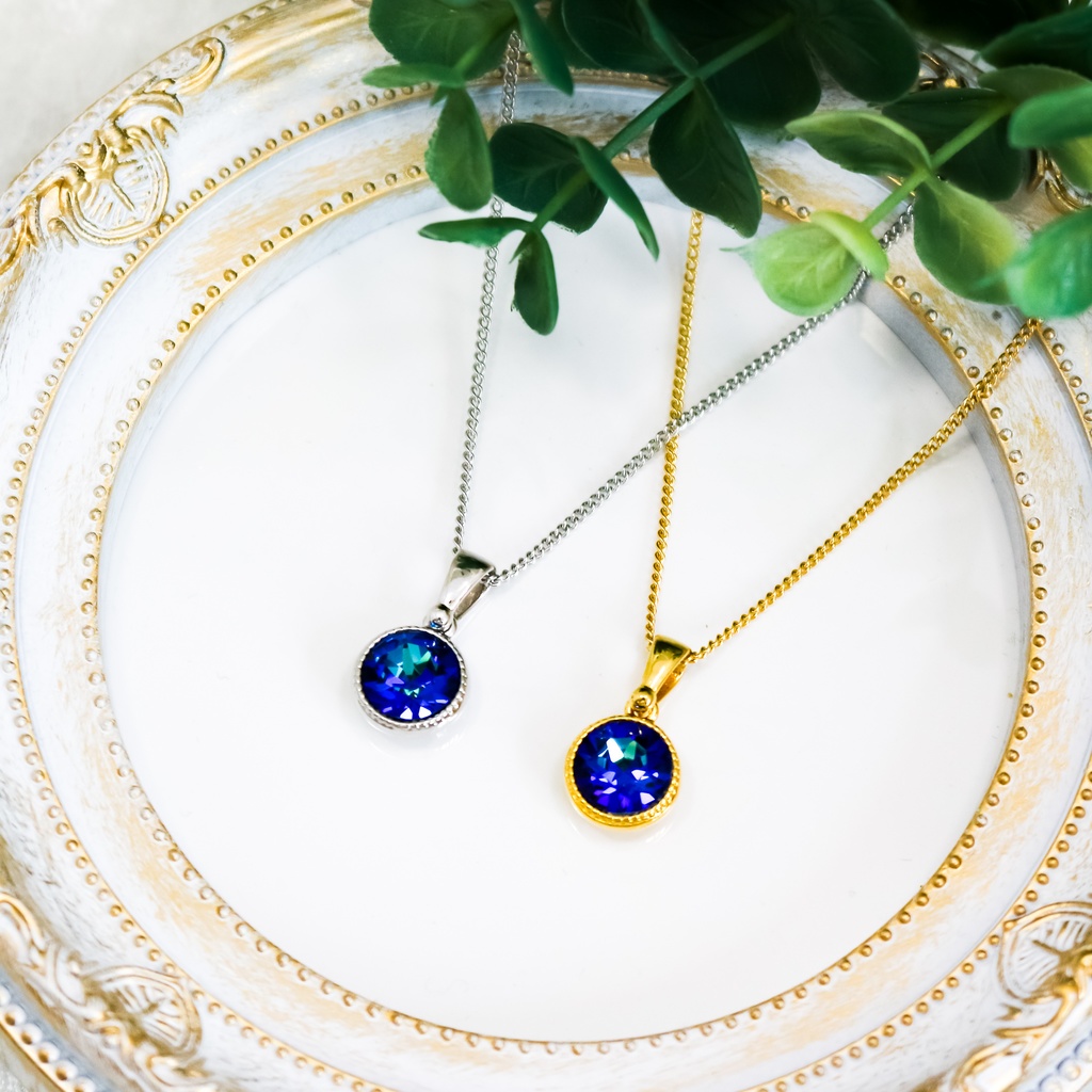 シンプルなクリスタルガラスのネックレス バミューダブルー*金具の色が選べます