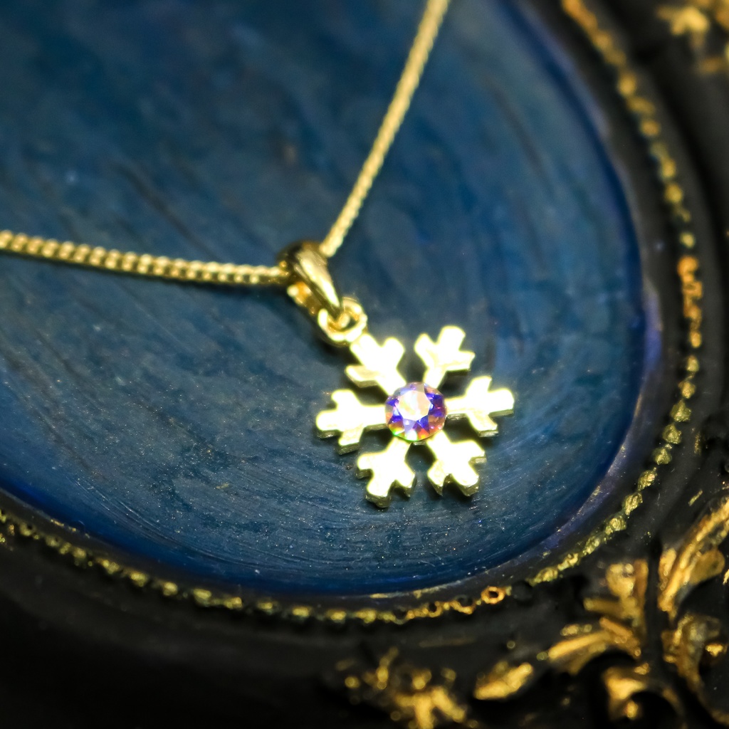 雪の結晶ネックレス クリスタルオーロラ 金具の色が選べます