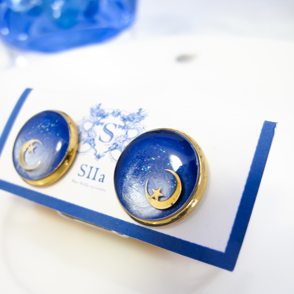 白昼夢のカフスボタン ブルー×ホワイトメタル 金具の色が選べます