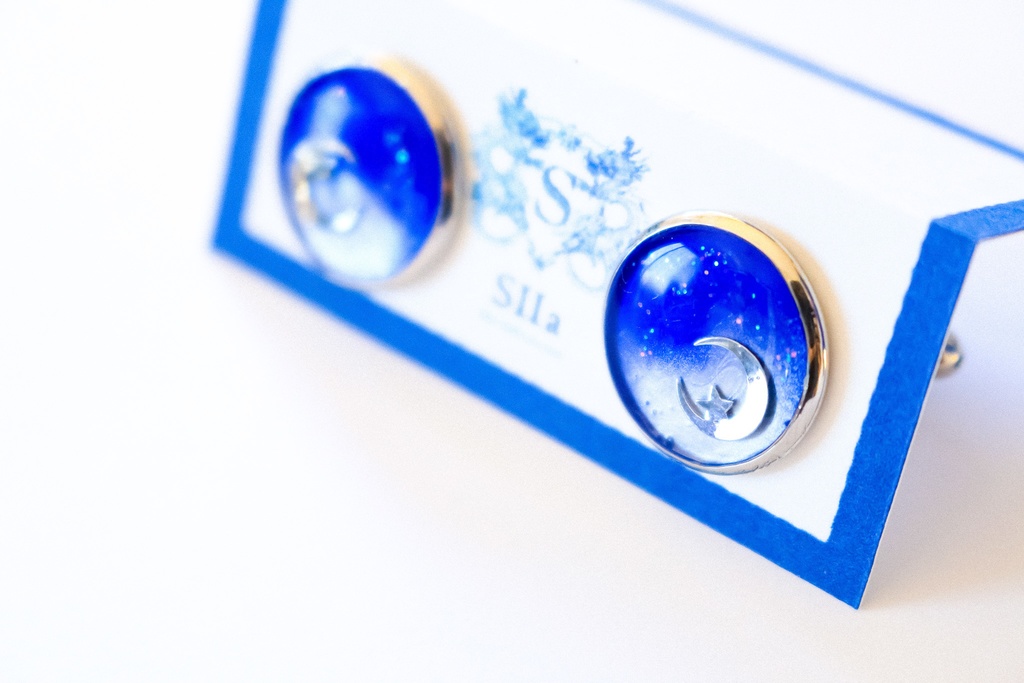 白昼夢のカフスボタン ブルー×ホワイトメタル 金具の色が選べます