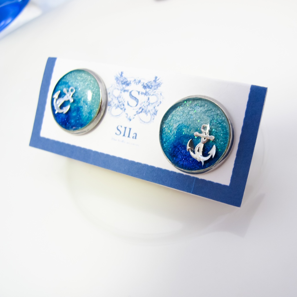 水色マリンのカフスボタン スカイブルー×オーシャンブルー シルバー金具