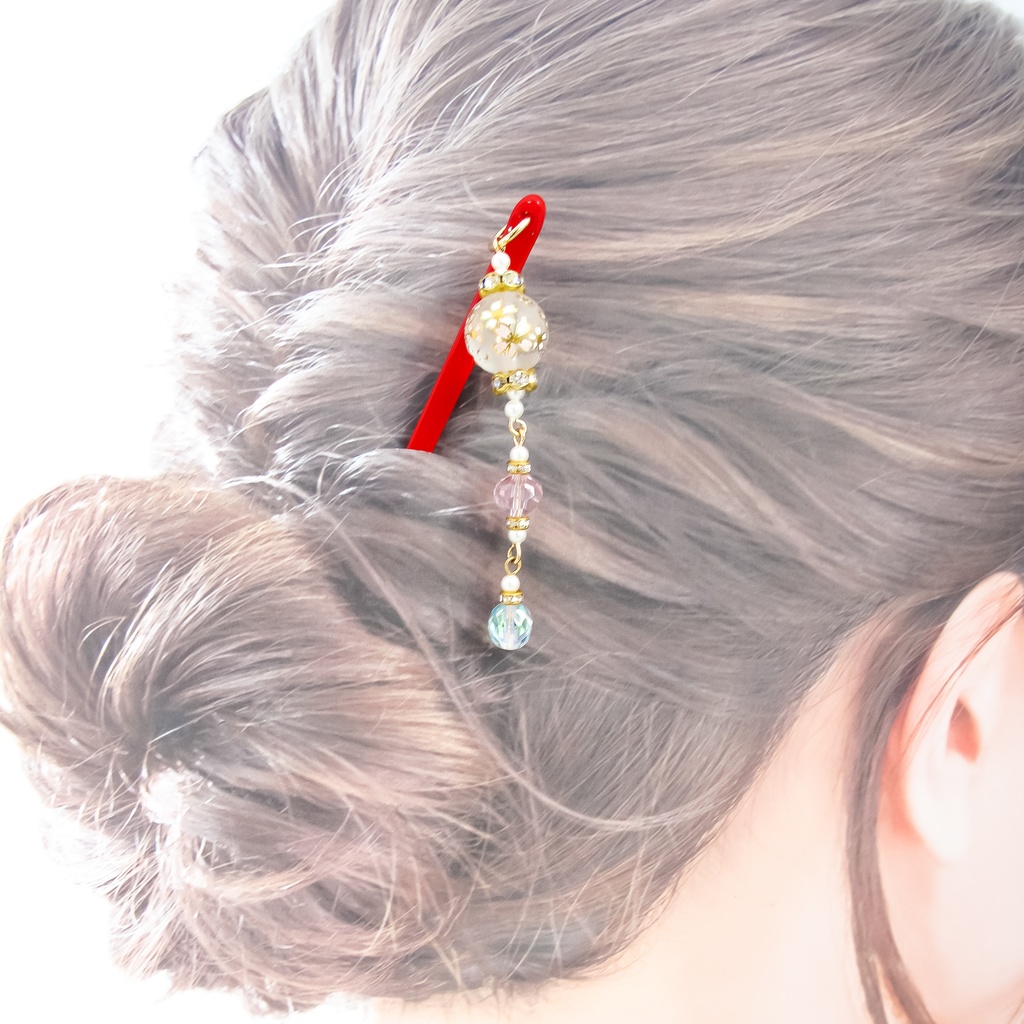 きれいな桜ガラスビーズのかんざし ~クリア~ ゴールド金具とシルバー金具